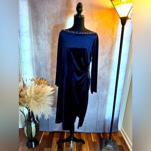 Boat Neck Knee-Length Dress w/Beading Cocktail Velour/velvet like Dress